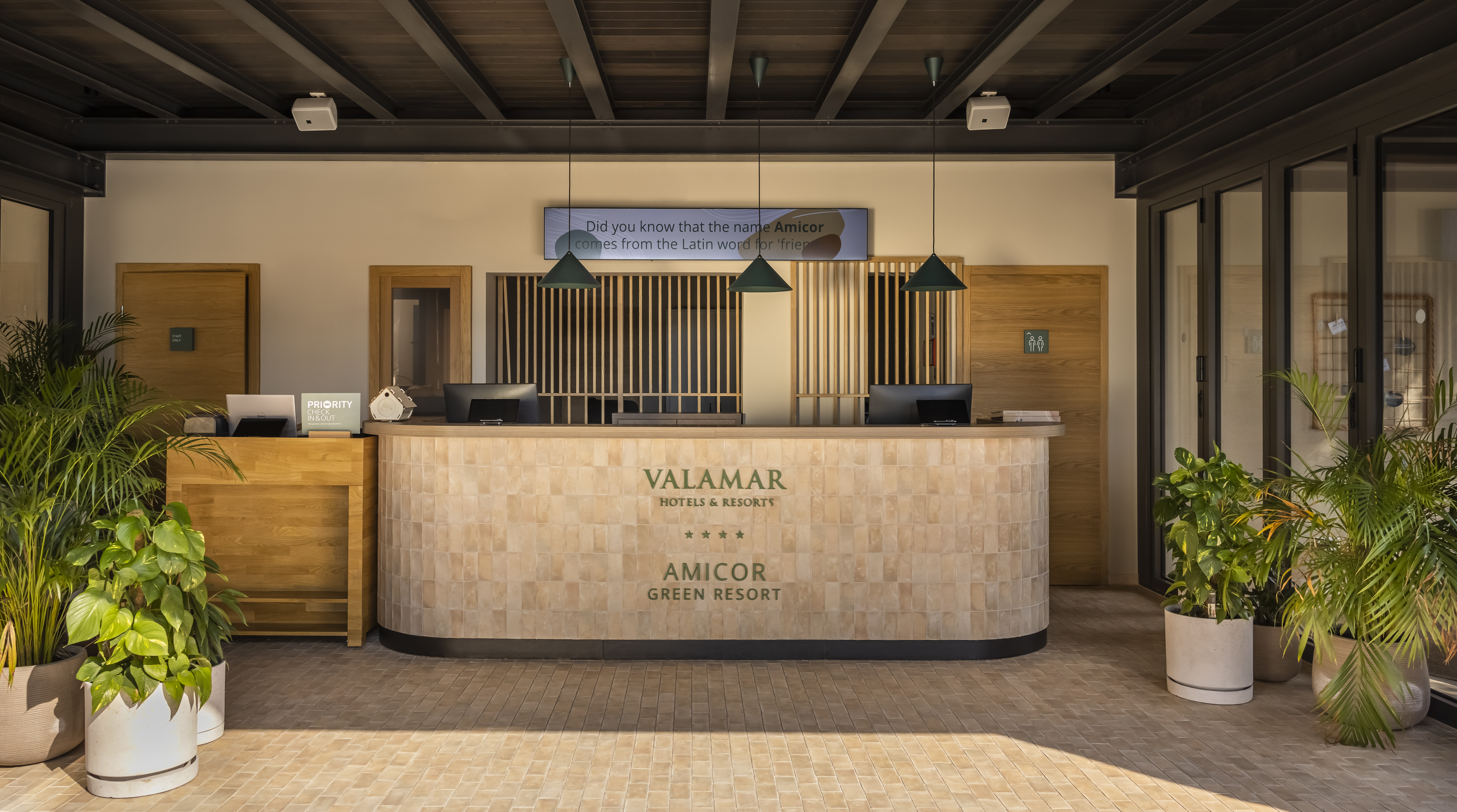 Valamar Amicor Green Resort Reception 01 (8224) [original]